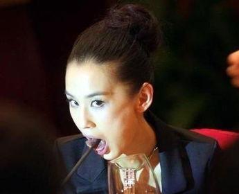 明星削西瓜吃瓜视频大全,西瓜盛宴，一睹为快！